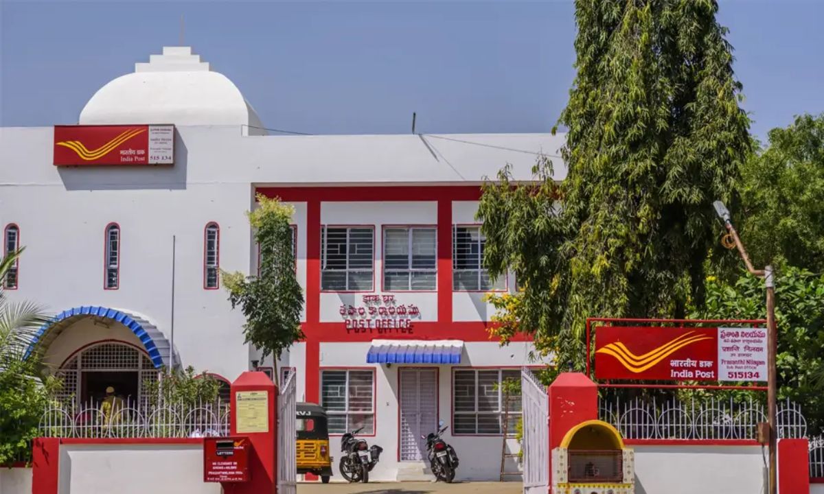 Post Office Vs FD
